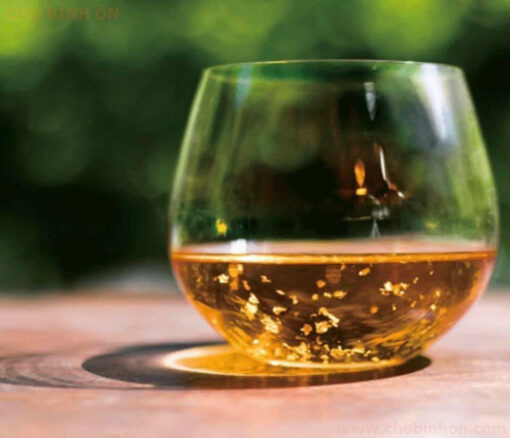 Rượu mơ vẩy vàng Choya Umeshu Gold